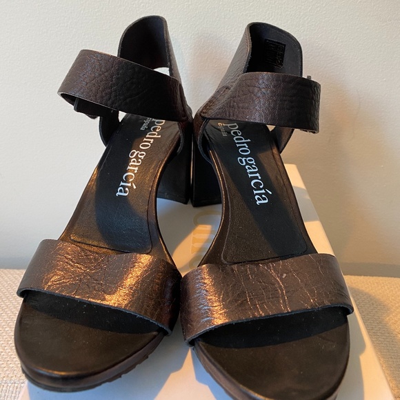 Pedro Garcia Block Heeled Sandals - Picture 1 of 6